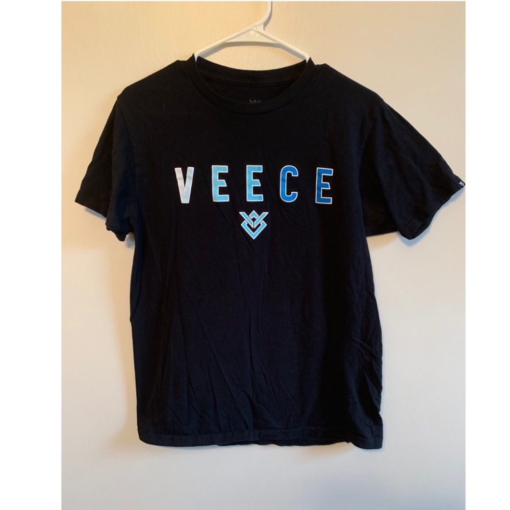 VEECE- men’s medium short sleeve shirt